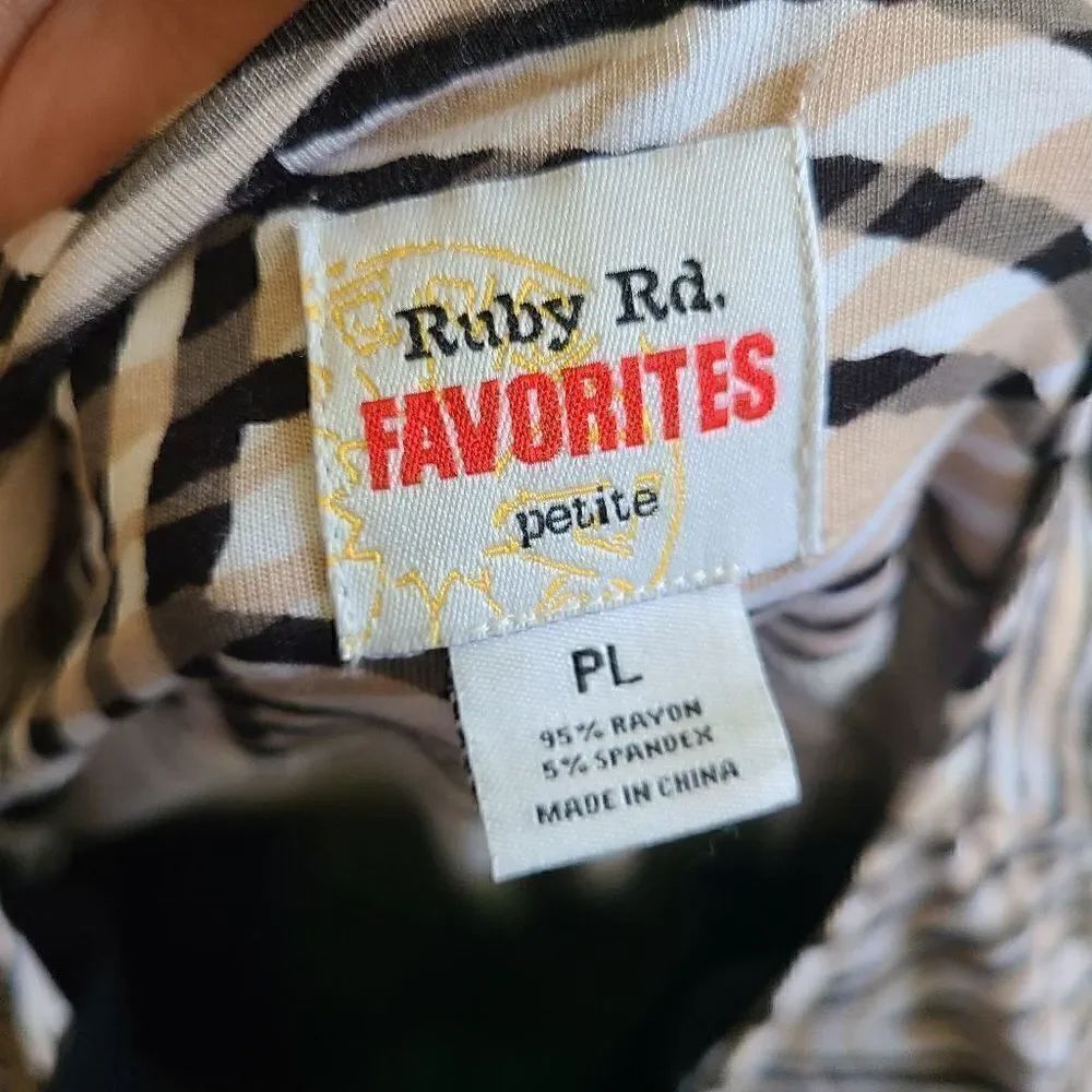 Ruby Rd. Side Tie Top - Picture 6 of 6